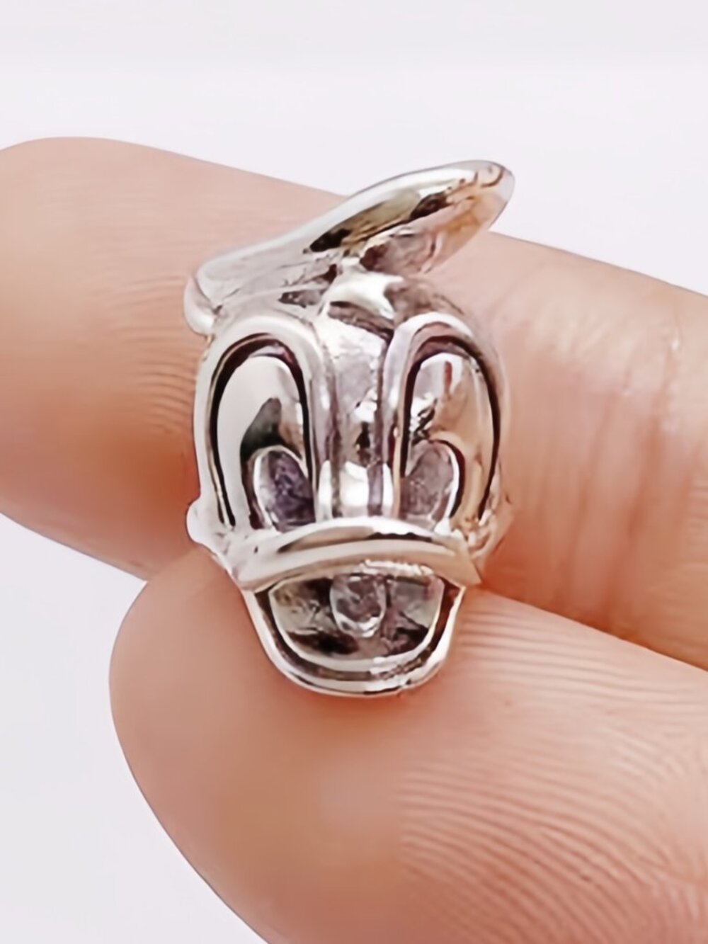 Pandora Disney, Donald Duck Portrait Charm